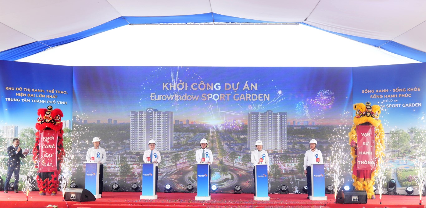 nh 1.. Nghi thức bấm nút khởi công dự án Eurowindow Sport Garden (Medium)